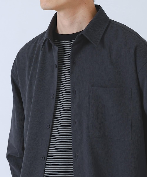 ITEMS URBANRESEARCH(アイテムズ アーバンリサーチ)の「ヨウリュウレギュラーカラー長袖シャツ(シャツ/ブラウス・メンズ・BLK/NVY/OLV/D.GRAY・M/L)」の2枚目の写真