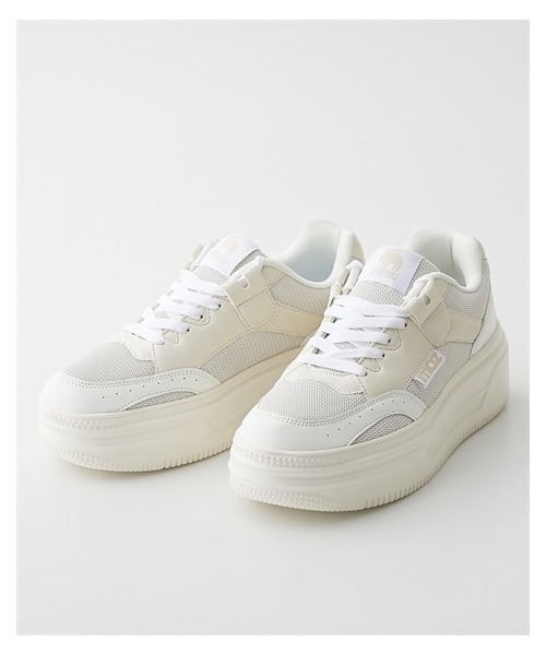 nissen（ニッセン）の「【ゆったり幅広】moz（モズ）厚底レースアップスニーカー（ワイズ４Ｅ）（スニーカー・メンズ・ホワイト/ホワイト×黒/ホワイト×ネイビー・M=23.0~23.5cm/4E/L=24.0~24.5cm/4E/LL=25.0~25.5cm/4E/3L=26.0~26.5cm/4E）」の10枚目の写真