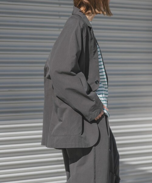 URBAN RESEARCH DOORS（アーバンリサーチドアーズ）の「FORK&SPOON　ビッグジャケット（テーラードジャケット・レディース・CHARCOAL/BEIGE・1）」の8枚目の写真