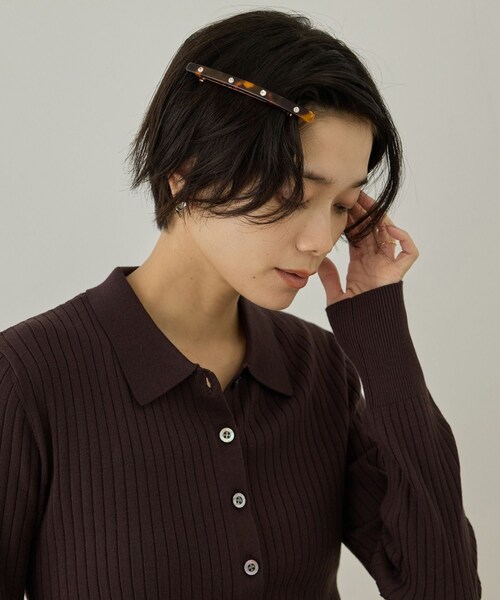 ADAM ET ROPE'(アダムエロペ)の「【J'aDoRe・店舗限定】【MALUS /マリュス】Line stone barette / large(バレッタ/ヘアクリップ・レディース・ブラウン・F)」の2枚目の写真
