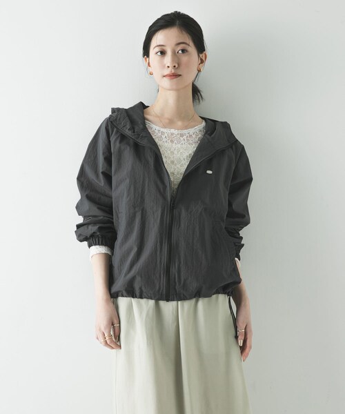 URBAN RESEARCH（アーバンリサーチ）の「『別注』La Hutte×URBAN RESEARCH　ナイロンブルゾン（ブルゾン・レディース・IVORY/BROWN/CHARCOAL・Free）」の18枚目の写真
