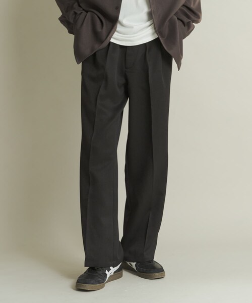 SENSE OF PLACE by URBAN RESEARCH(センスオブプレイスバイアーバンリサーチ)の「ウールライクダブルタックワイドパンツ(その他パンツ・メンズ・BLACK/CHARCOAL/GREIGE/D.NAVY・S/M/L)」の8枚目の写真