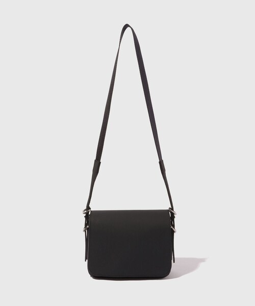 ADAM ET ROPE'（アダムエロペ）の「【URU/ウル】LEATHER BAG（ショルダーバッグ・メンズ・レッド・F）」の11枚目の写真