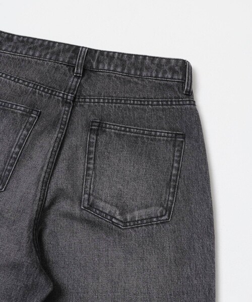 URBAN RESEARCH（アーバンリサーチ）の「ワイドストレートデニムパンツ（デニムパンツ・レディース・BLACK/LT BLUE・36/38/40）」の9枚目の写真