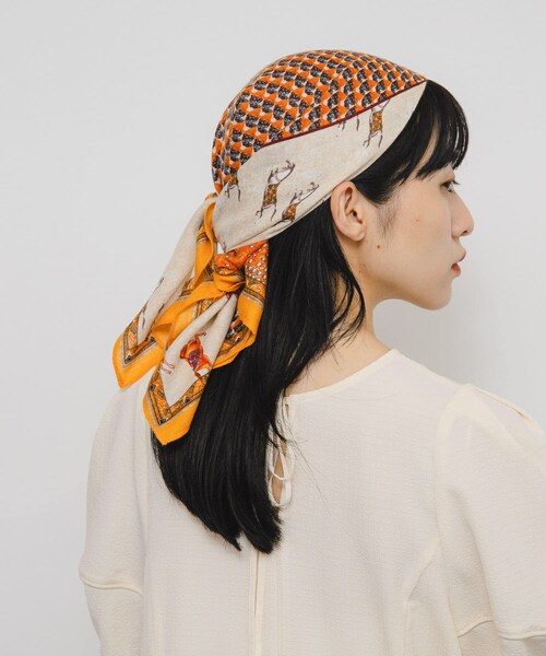KBF（ケイビーエフ）の「ホースデザインビッグスカーフ（バンダナ/スカーフ・レディース・BROWN/ORANGE・one）」の17枚目の写真