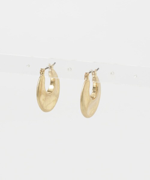 URBAN RESEARCH DOORS(アーバンリサーチドアーズ)の「ウォーンメッキクレセントピアス(ピアス(両耳用)・レディース・SILVER/GOLD・One)」の6枚目の写真