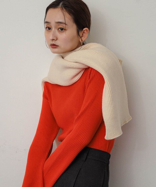 SENSE OF PLACE by URBAN RESEARCH（センスオブプレイスバイアーバンリサーチ）の「フードツキニットストール（ストール/ショール・レディース・IVORY/BLACK・one）」の7枚目の写真