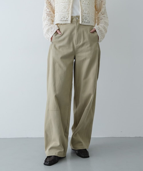 SENSE OF PLACE by URBAN RESEARCH(センスオブプレイスバイアーバンリサーチ)の「バレルレッグチノパンツ(チノパンツ・レディース・IVORY/Y.BEIGE/CHARCOAL・S/M/L)」の3枚目の写真