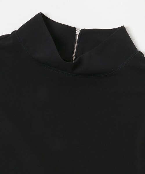 URBAN RESEARCH ROSSO（アーバンリサーチロッソ）の「ELENDEEK　OFF NECK CUT AND SEWN（Tシャツ/カットソー・レディース・O.WHT/BLK/BRN・Free）」の14枚目の写真