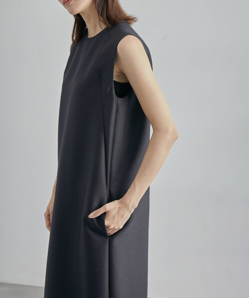 ROPE'（ロペ）の「【限定店舗・J'aDoRe限定】エレガンスウールシルクマキシワンピース（ワンピース・レディース・ネイビー・F）」の9枚目の写真
