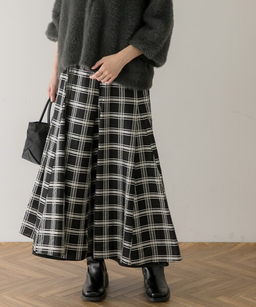 URBAN RESEARCH Sonny Label（アーバンリサーチサニーレーベル）の「リバーシブルチェックスカート（スカート・レディース・ブラック/ベージュ・FREE）」の4枚目の写真