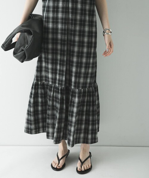 URBAN RESEARCH（アーバンリサーチ）の「サッカーチェックワンピース（ワンピース・レディース・BLACK/NAVY・Free）」の6枚目の写真