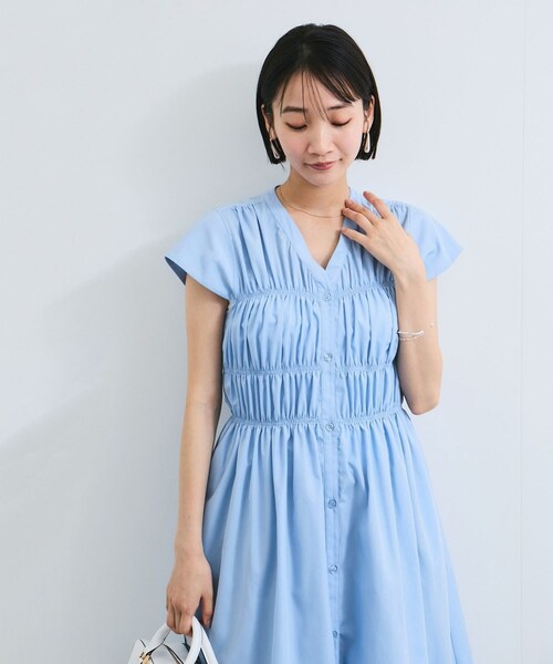 VIS（ビス）の「シャーリングデザインワンピース【WEB限定サイズ】（ワンピース・レディース・ブラック系/ダークブラウン系/ブルー系・F/PF）」の14枚目の写真