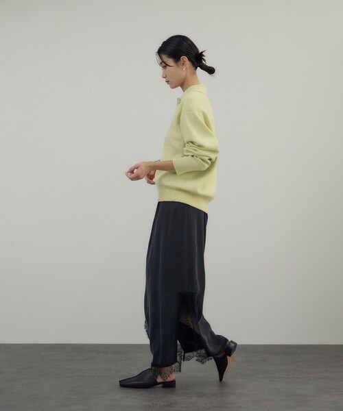 ADAM ET ROPE'（アダムエロペ）の「クレープスウェットライクポロプルオーバー（スウェット・レディース・チャコール/オフホワイト/グリーン系・F）」の16枚目の写真