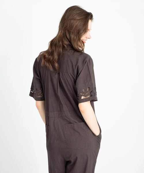 URBAN RESEARCH Sonny Label（アーバンリサーチサニーレーベル）の「エンブロイダリーコットンオールインワン（サロペット/オーバーオール・レディース・チャコールブラウン/ブラック・36/38）」の22枚目の写真