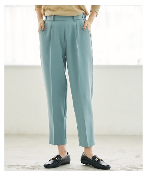 nissen（ニッセン）の「タックテーパードパンツ【OtonaSMILE】（パンツ・レディース・黒/ブルーグリーン/イエロー/ピンク/オフホワイト/オペラピンク・M/L/LL/3L/4L/5L）」の8枚目の写真