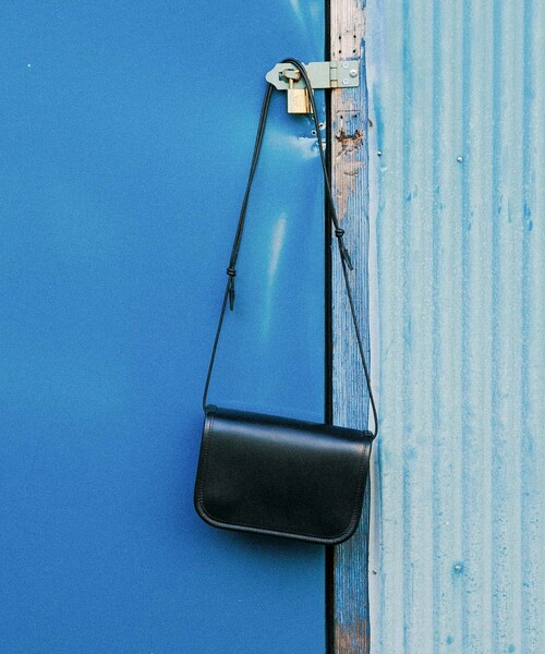 URBAN RESEARCH（アーバンリサーチ）の「『別注』ITTI×URBAN RESEARCH　MICHELLE ERRAND POUCH（ショルダーバッグ・レディース・black/ivory・FREE）」の16枚目の写真