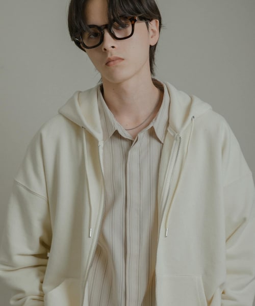 SENSE OF PLACE by URBAN RESEARCH（センスオブプレイスバイアーバンリサーチ）の「『ユニセックス』Wジップパーカー（パーカー・メンズ・IVORY/BLACK/GRAY/RED・M/L）」の5枚目の写真