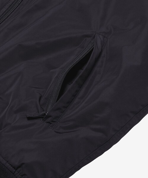 URBAN RESEARCH DOORS（アーバンリサーチドアーズ）の「THE NORTH FACE　Insulation Bomber Jacket（ブルゾン・メンズ・UB/NT/K・M/L/XL）」の8枚目の写真