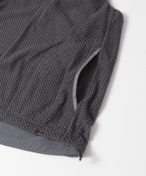 EKAL（エカル）の「OCTA VEST（ベスト・メンズ・Grey/Black・M/L/XL）」の9枚目の写真