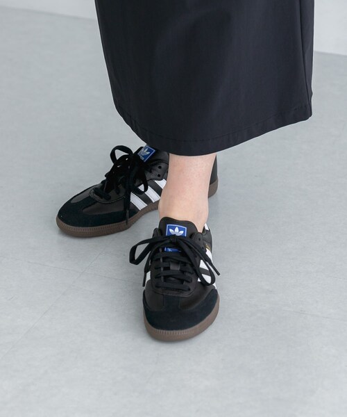URBAN RESEARCH（アーバンリサーチ）の「adidas　SAMBA OG（スニーカー・レディース・コアブラック・23.5/24/24.5/25）」の3枚目の写真
