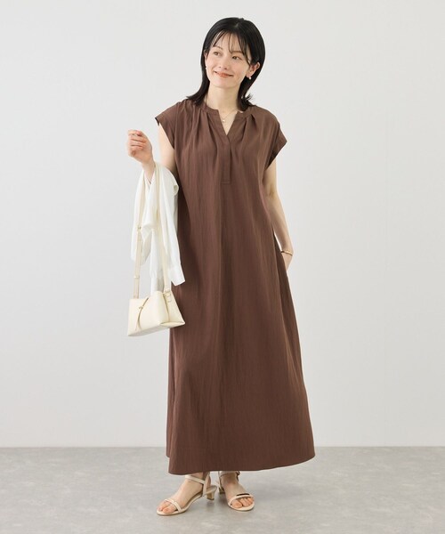 ROPE' PICNIC(ロペピクニック)の「リラックスワンピース(ワンピース・レディース・ブラック/ダークブラウン/ブルー/ワイン・F)」の2枚目の写真
