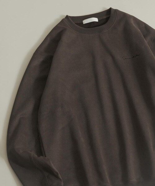 SENSE OF PLACE by URBAN RESEARCH(センスオブプレイスバイアーバンリサーチ)の「『ユニセックス』シシュウフェイクスエードクルーネックスウェット(スウェット・メンズ・GRAY/CHARCOAL/D.BROWN/GREIGE・M/L)」の3枚目の写真