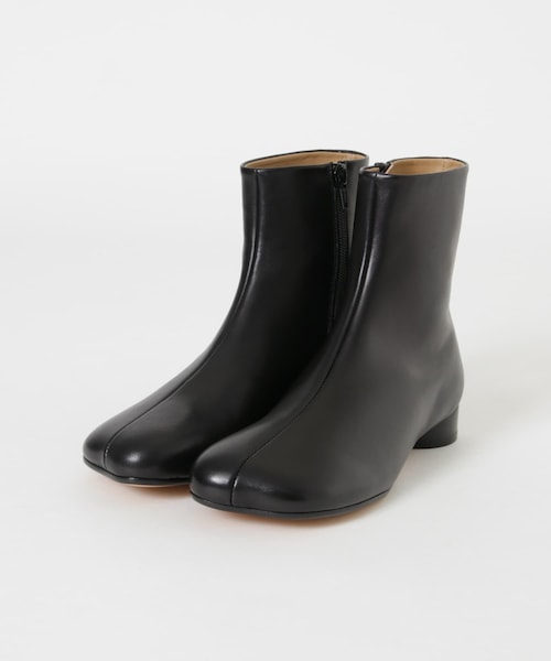 URBAN RESEARCH(アーバンリサーチ)の「MM6 P3628 ANKLE BOOT(ブーツ・レディース・T8013・36/37/38)」の1枚目の写真