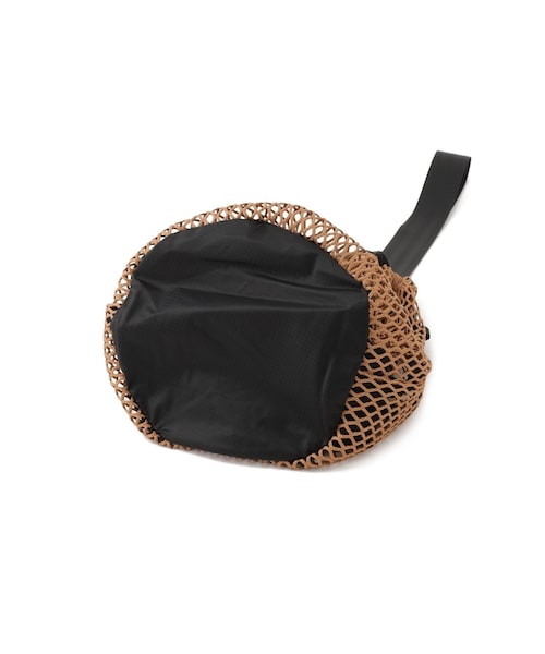 ADAM ET ROPE'(アダムエロペ)の「【Speedo(スピード)】Mesh Purse Bag(ショルダーバッグ・レディース・ブラック/キャメル・F)」の8枚目の写真