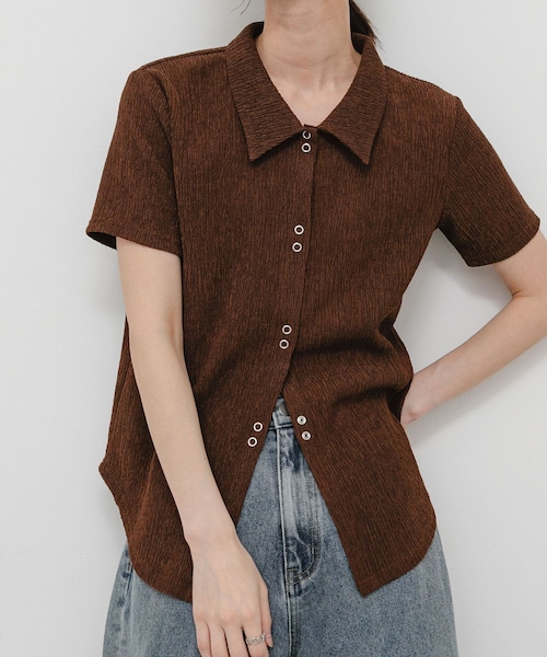 SENSE OF PLACE by URBAN RESEARCH(センスオブプレイスバイアーバンリサーチ)の「ハーフスリーブカットシャツ(シャツ/ブラウス・レディース・IVORY/BROWN/NAVY・One)」の2枚目の写真