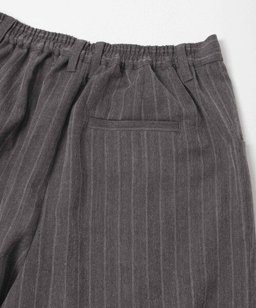 SENSE OF PLACE by URBAN RESEARCH(センスオブプレイスバイアーバンリサーチ)の「ピンストライプタックワイドスラックス(その他パンツ・メンズ・CHARCOAL/BROWN/GREIGE・M/L)」の13枚目の写真