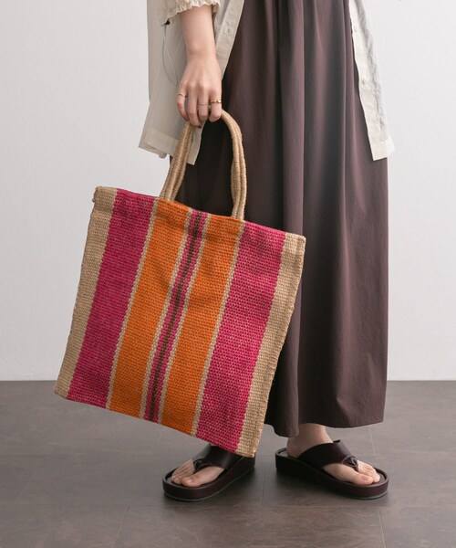 KBF（ケイビーエフ）の「MAISON BENGAL　NEW JUTE PORESH BAG（トートバッグ・レディース・ORANGE/ROYAL/BROWN・FREE）」の4枚目の写真