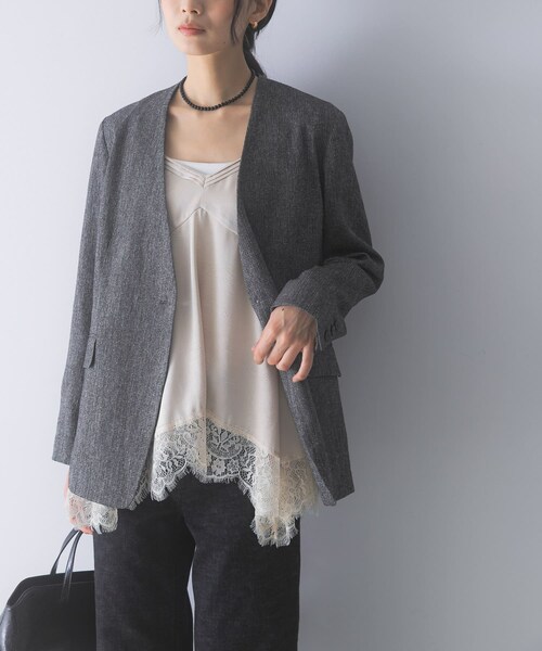 URBAN RESEARCH ROSSO（アーバンリサーチロッソ）の「シルクネップVネックジャケット（ノーカラージャケット・レディース・BLACK/BROWN・36/38）」の5枚目の写真