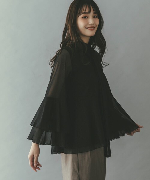 URBAN RESEARCH ROSSO（アーバンリサーチロッソ）の「シアーラメチュールフレアスリーブブラウス（シャツ/ブラウス・レディース・OFF WHITE/BLACK・Free）」の3枚目の写真