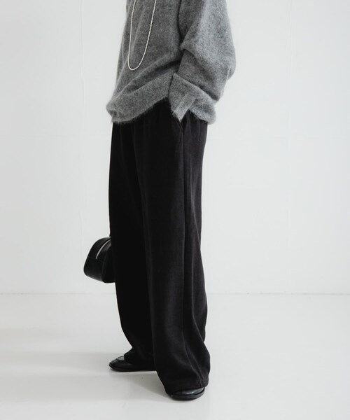 URBAN RESEARCH(アーバンリサーチ)の「『別注』THOUSAND MILE×URBAN RESEARCH KNIT FREECE LONG PANTS(その他パンツ・レディース・OFF WHITE/BORDEAUX/BLACK・M/L)」の20枚目の写真