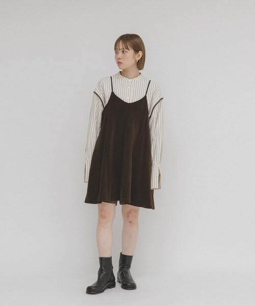 KBF（ケイビーエフ）の「ヘムデザインクロップドシャツ（シャツ/ブラウス・レディース・CREAM st/NAVY st・one）」の21枚目の写真