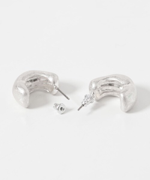 URBAN RESEARCH DOORS(アーバンリサーチドアーズ)の「ウォーンメッキチャンキーピアス(ピアス(両耳用)・レディース・SILVER/GOLD・One)」の6枚目の写真