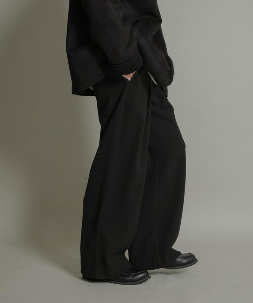 SENSE OF PLACE by URBAN RESEARCH（センスオブプレイスバイアーバンリサーチ）の「ジャージメルトンタックワイドパンツ（その他パンツ・メンズ・BLACK/CHARCOAL/L.GRAY・M/L）」の4枚目の写真