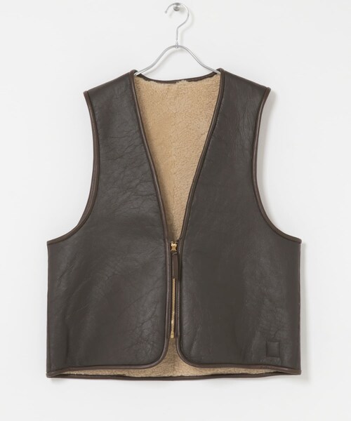 URBAN RESEARCH（アーバンリサーチ）の「Gurank　Lamb skin vest（ベスト・メンズ・BRN・2/3）」の6枚目の写真