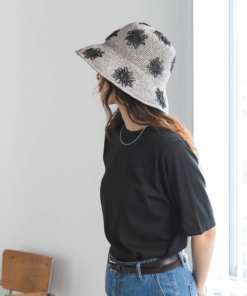 URBAN RESEARCH DOORS(アーバンリサーチドアーズ)の「花柄ハット(ハット・レディース・GRAY/NATURAL・-)」の4枚目の写真