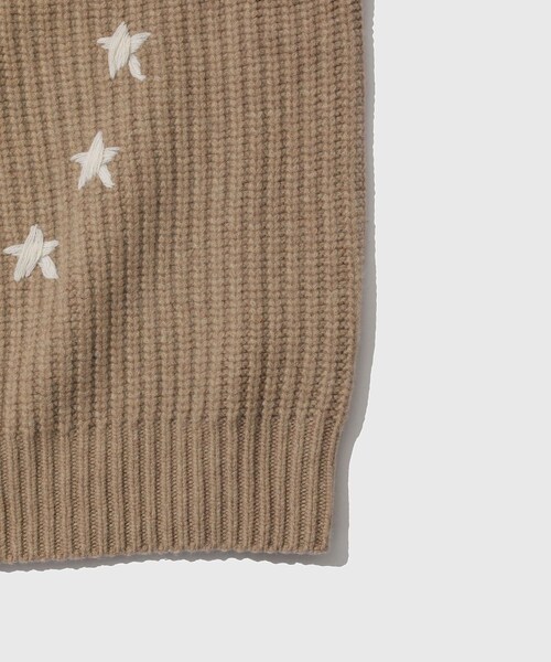 ADAM ET ROPE'(アダムエロペ)の「【Etudes Studio/エチュードストゥディオ】RIBBED ROUND NECK EUROPA(ニット/セーター・メンズ・ブラック/ベージュ・2/3)」の11枚目の写真