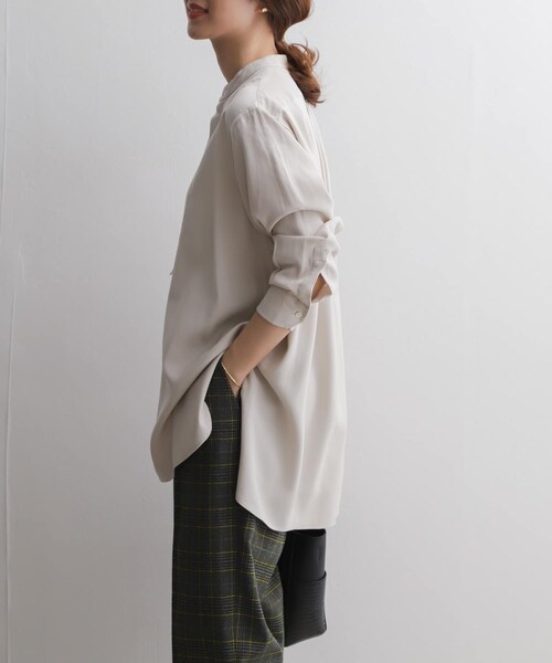 URBAN RESEARCH DOORS（アーバンリサーチドアーズ）の「ドレスシャツチュニック∴（チュニック・レディース・BROWN/OFF WHITE/L.GRAY・one/One）」の15枚目の写真