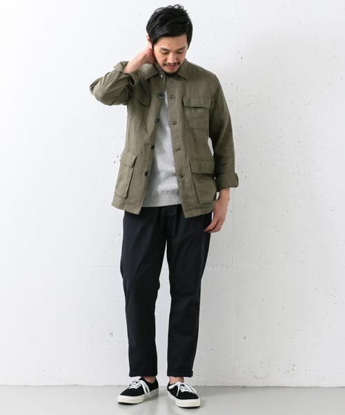 URBAN RESEARCH DOORS(アーバンリサーチドアーズ)の「リネンフィールドジャケット(ミリタリージャケット・メンズ・KHAKI/L.BROWN・38/40)」の5枚目の写真