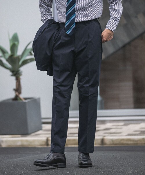 URBAN RESEARCH DOORS(アーバンリサーチドアーズ)の「LIFE STYLE TAILOR Move it アクティブパンツ(スラックス・メンズ・BLACK/NAVY・44/46/48/50)」の17枚目の写真