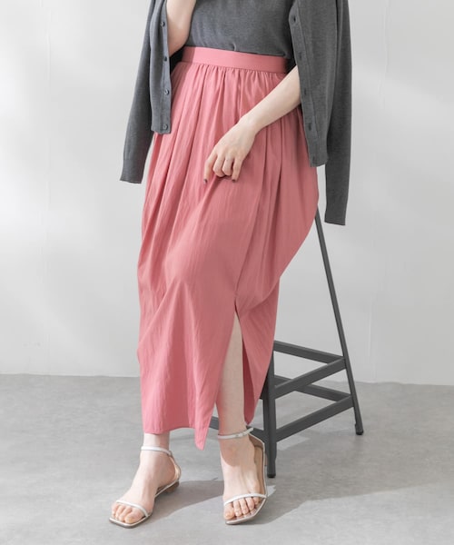 URBAN RESEARCH ROSSO（アーバンリサーチロッソ）の「撥水UVギャザーストレートスカート（スカート・レディース・white/pink/navy・FREE）」の4枚目の写真