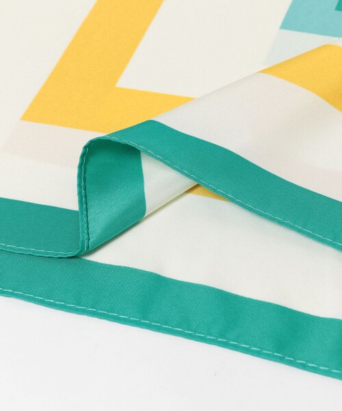 URBAN RESEARCH DOORS（アーバンリサーチドアーズ）の「配色スカーフ（バンダナ/スカーフ・レディース・GREEN/PURPLE/BEIGE・One）」の8枚目の写真