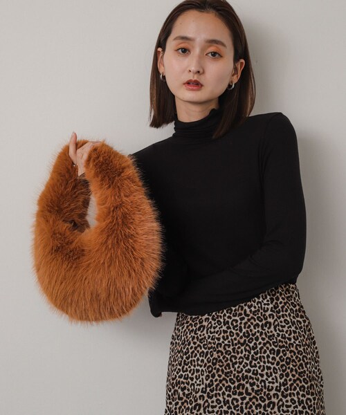 SENSE OF PLACE by URBAN RESEARCH(センスオブプレイスバイアーバンリサーチ)の「ファーラウンドバッグ(ハンドバッグ・レディース・BEIGE/BROWN/MINT・one)」の12枚目の写真