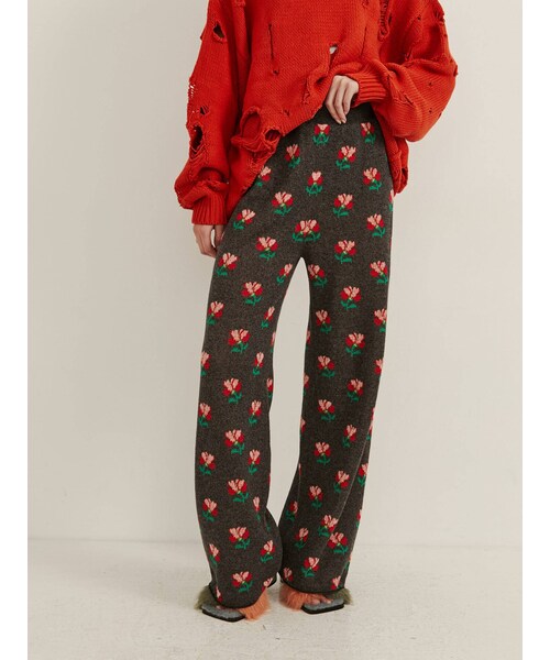 PAMEO POSE（パメオポーズ）の「Violet Flower Knit Pants（その他パンツ・レディース・ホワイト/ブラック/ブルー・F）」の17枚目の写真