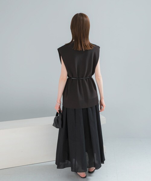 URBAN RESEARCH ROSSO（アーバンリサーチロッソ）の「ショルダータックニットベスト（ベスト・レディース・DARK BROWN/IVORY・Free）」の22枚目の写真