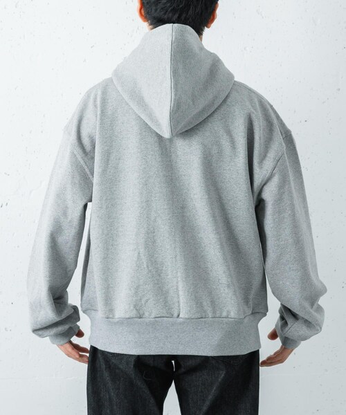 URBAN RESEARCH（アーバンリサーチ）の「REVERBERATE　FULL ZIP HOODY（パーカー・メンズ・WHITE/GRAY/NAVY・2/3）」の8枚目の写真